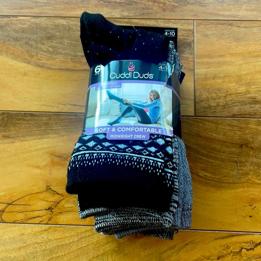 CuddlDuds Midweight Black and Gray CrewSocks